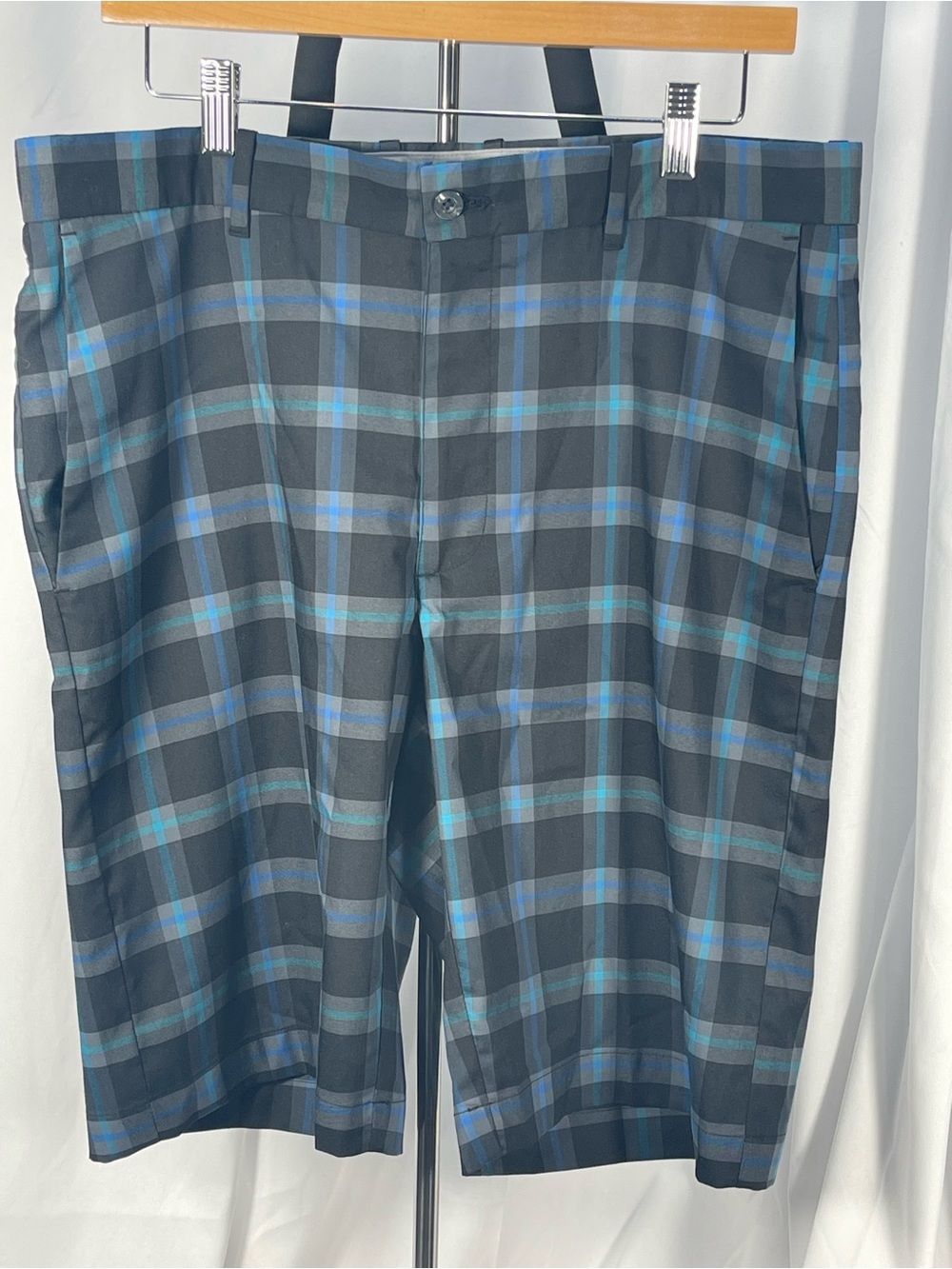 Jack Nicklaus Plaid Golf Shorts Black Blue & Teal Accents. Golf, casual, summer